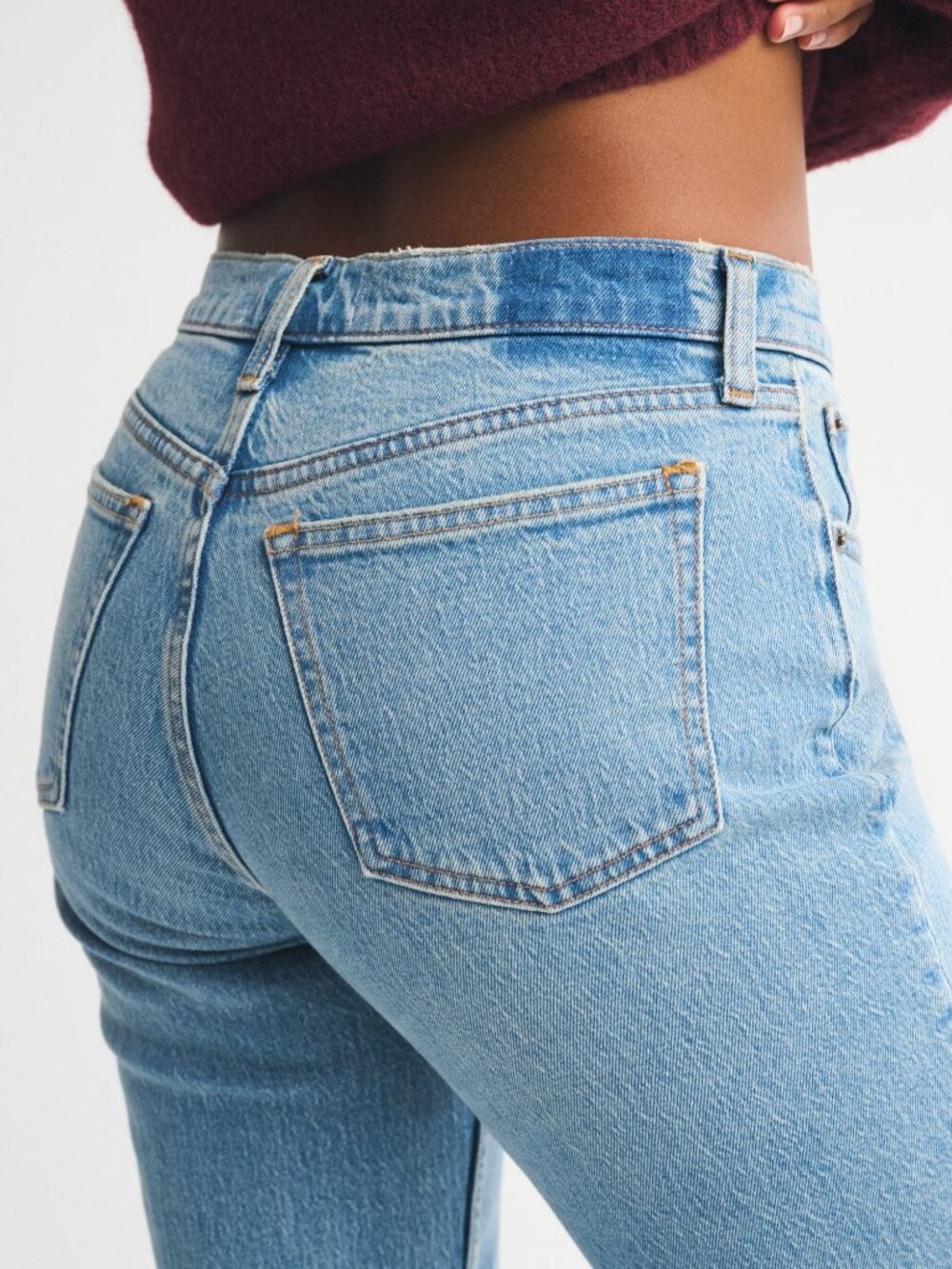 Abercrombie & Fitch Curve Love The 90s Straight Ultra High Rise Jean - Picture 2 of 6